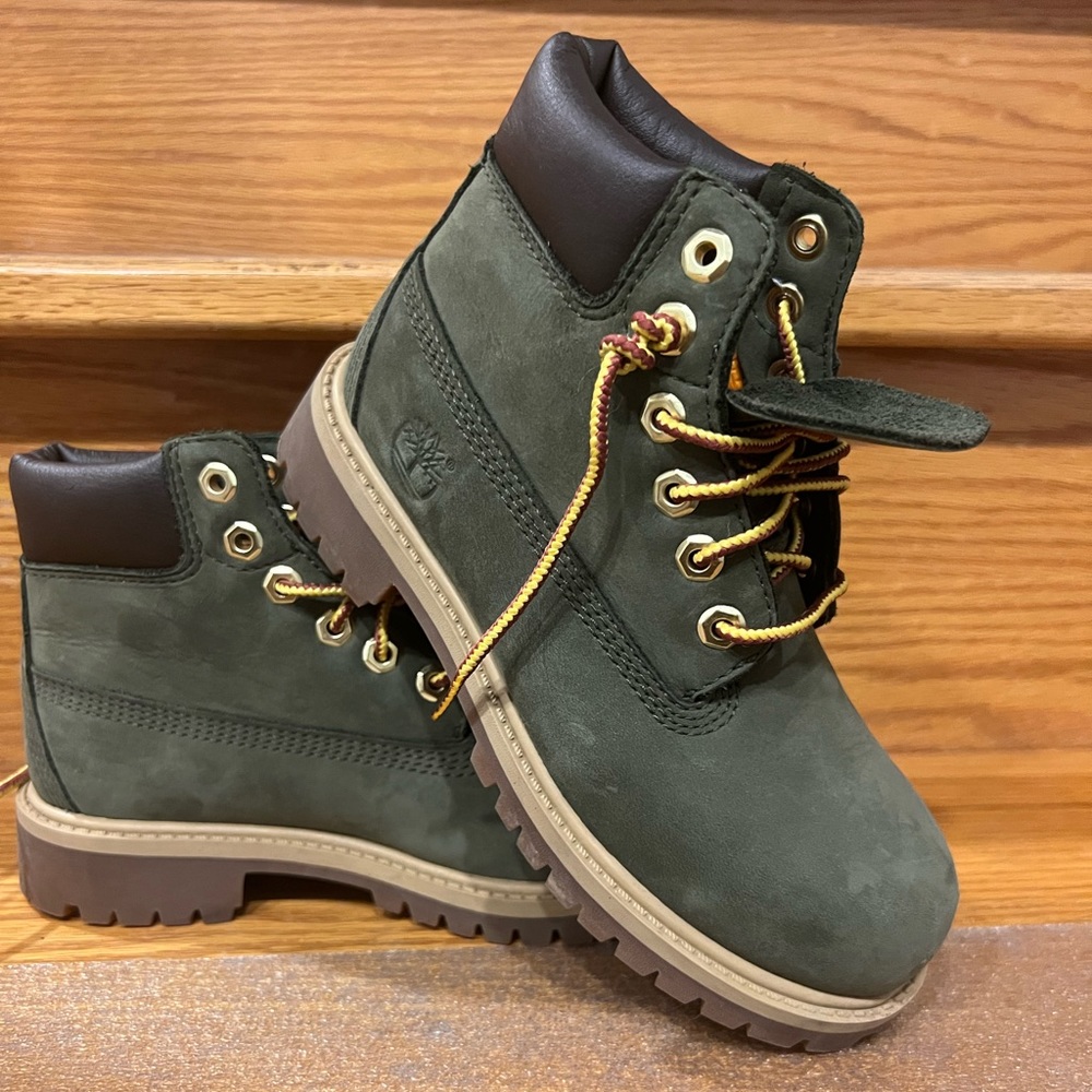 Timberland boys boots olive colour